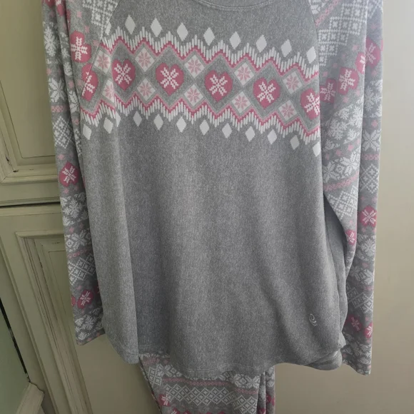 Cuddl Duds PJ Set Medium NWOT - Picture 1 of 9